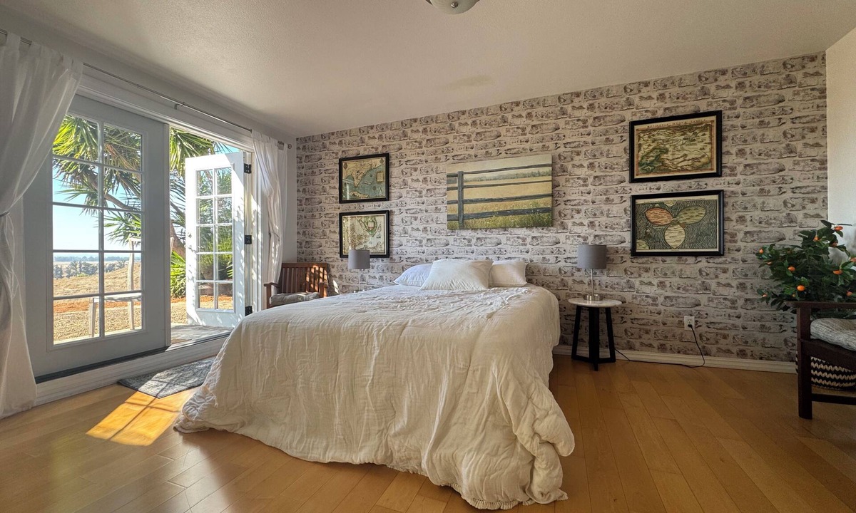 Sonoma County Apartment | Fantastic 2-bedroom apartment in country Petaluma