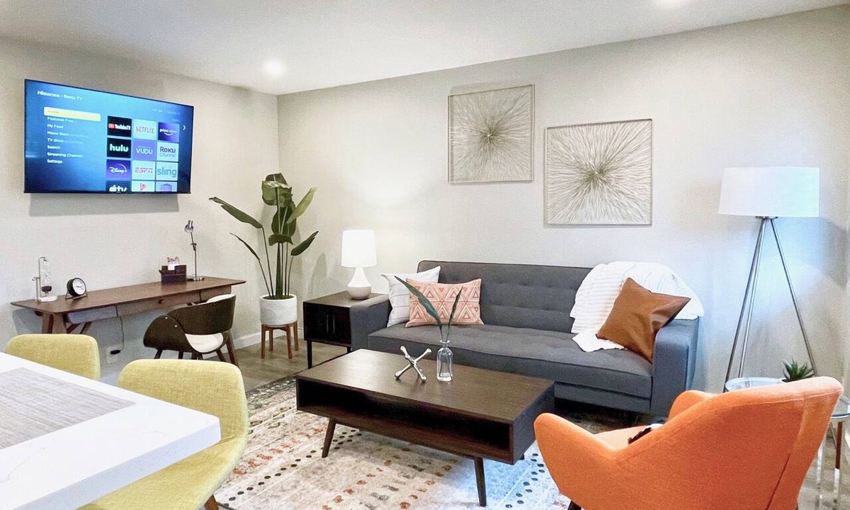 Walnut Creek Apartment | Fire Pit and BBQ in Downtown Walnut Creek
