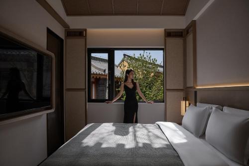 Luolong Hotel | Floral Lux Hotel Luoyang Xiangshan Courtyard Private Hot Spring Retreat Inn