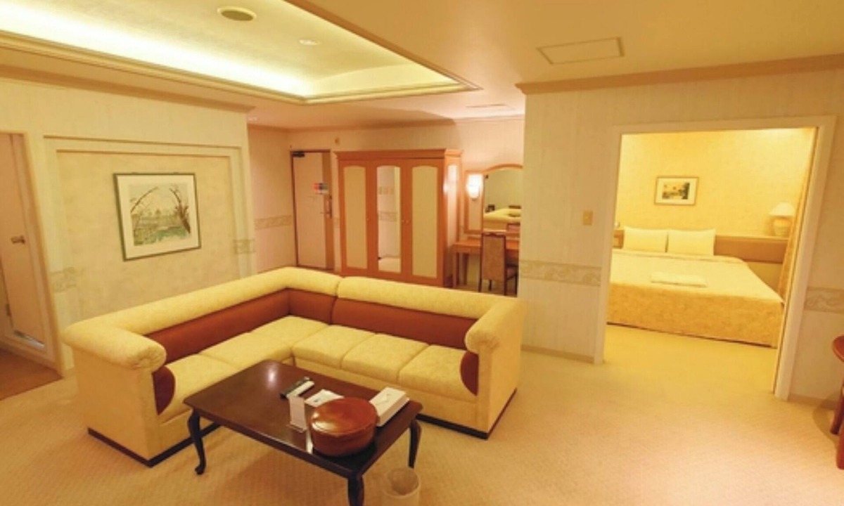 Okinawa Hotel | For 2 people Suite room breakfast included All/Naha Okinawa