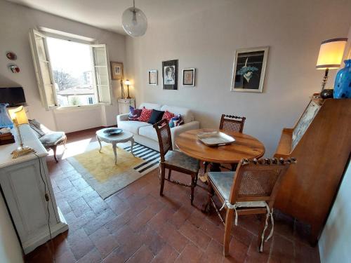 Santissima Annunziata Apartment | Fra Bartolomeo
