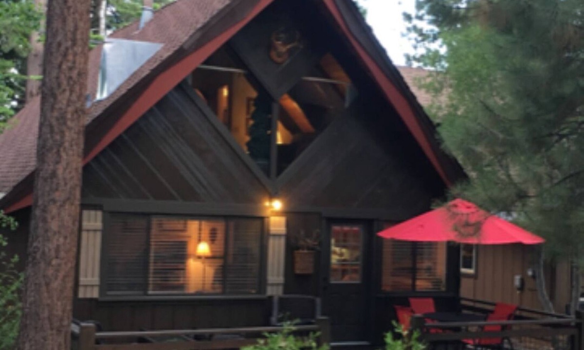 Incline Village Cabin | Free Standing Cosy Cabin, Incline Village, Quite Forest Setting, MAX. 2 GUESTS