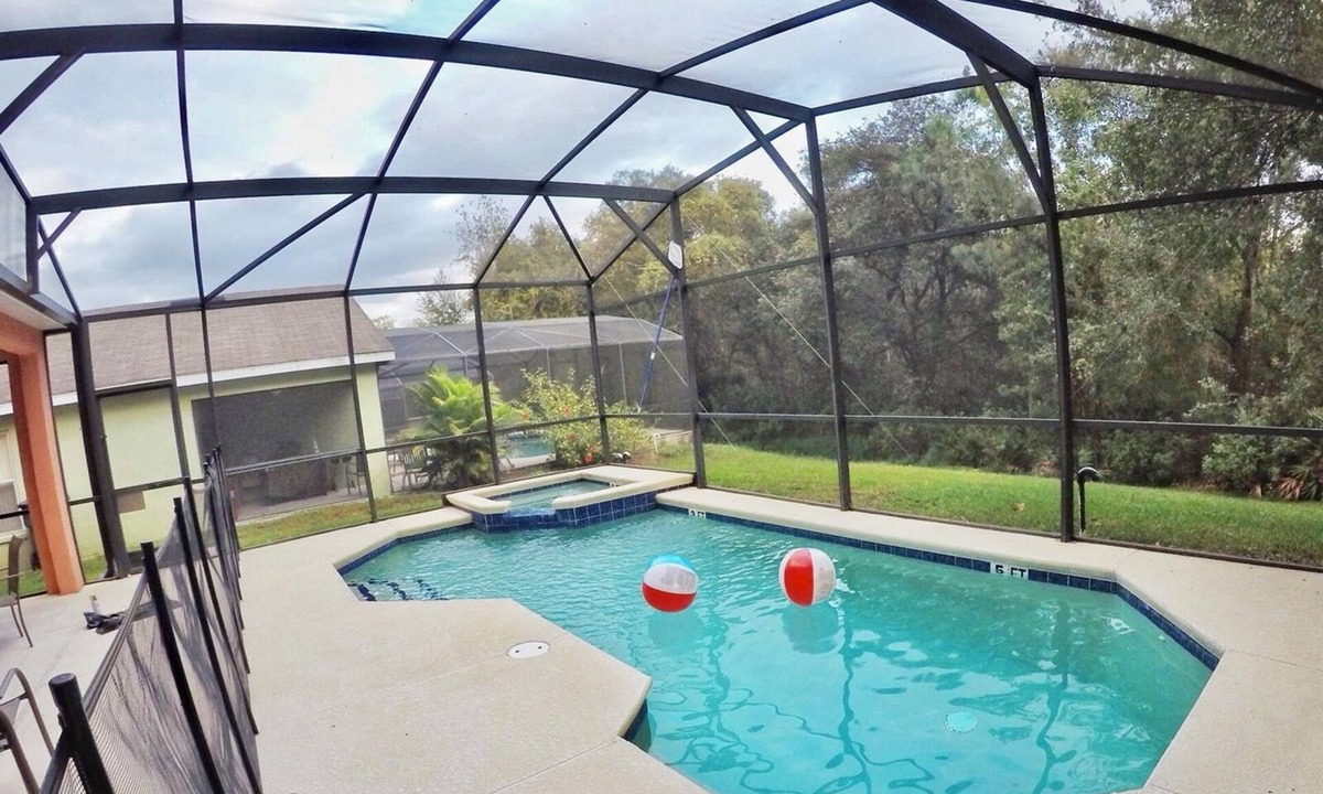 Sandy Ridge House | Grand Holiday 4BR Pool Home at Disney