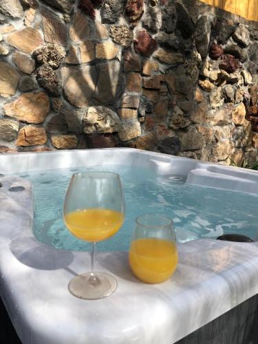 Dunlap House | Guesthouse Near Sequoia & Kings Canyon Parks