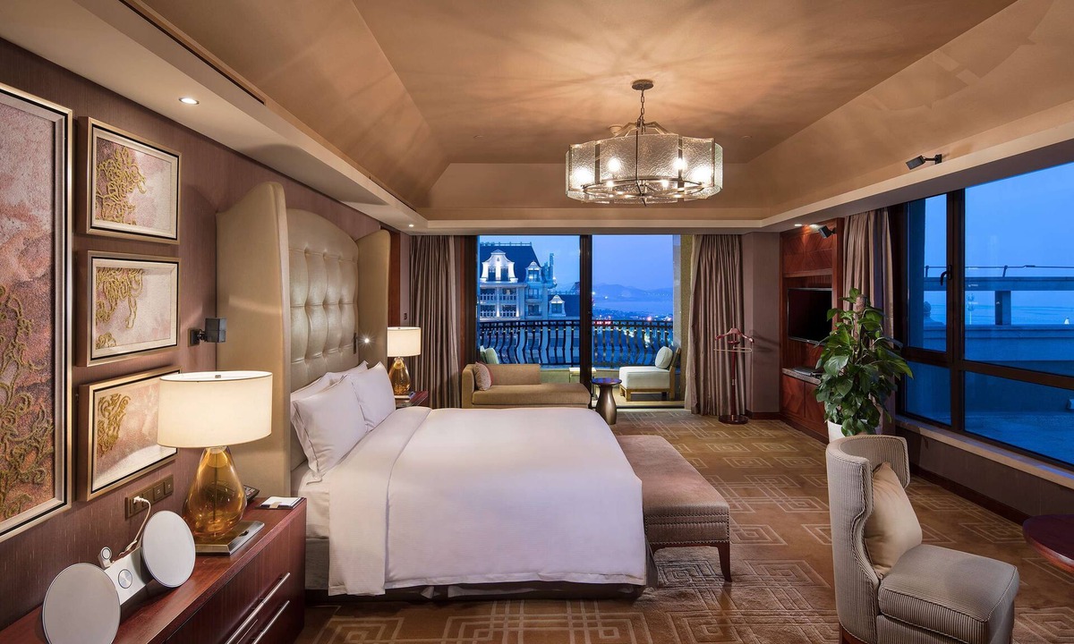 Huangdao Hotel | Hilton Qingdao Golden Beach