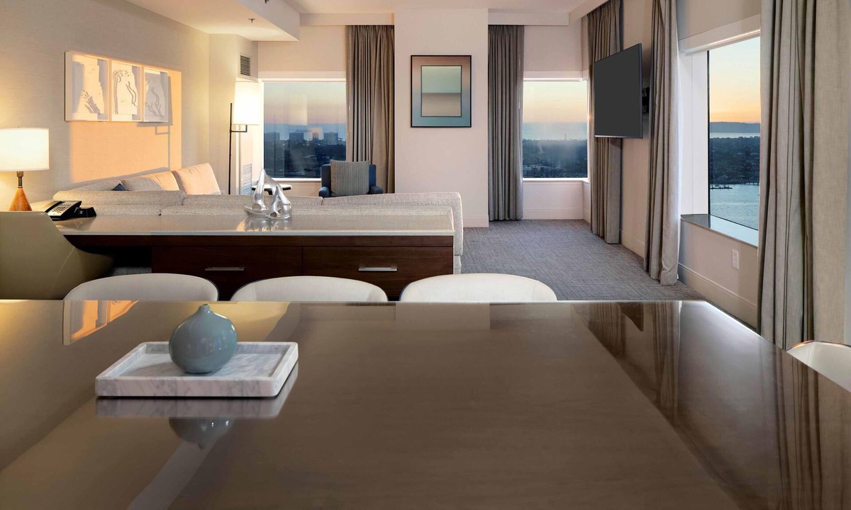Marina District Hotel | Hilton San Diego Bayfront