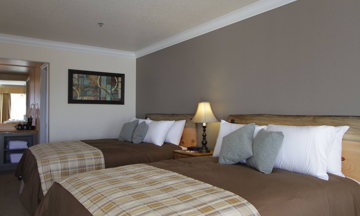 Gardnerville Hotel | Historian Inn