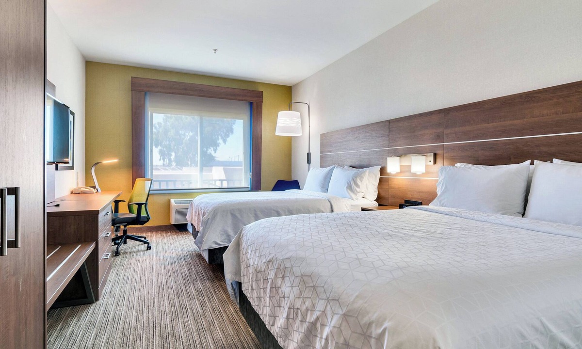 Banning Hotel | Holiday Inn Express Hotel & Suites Banning by IHG