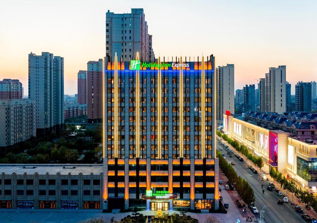 Xinji Hotel | Holiday Inn Express Xinji City Center by IHG