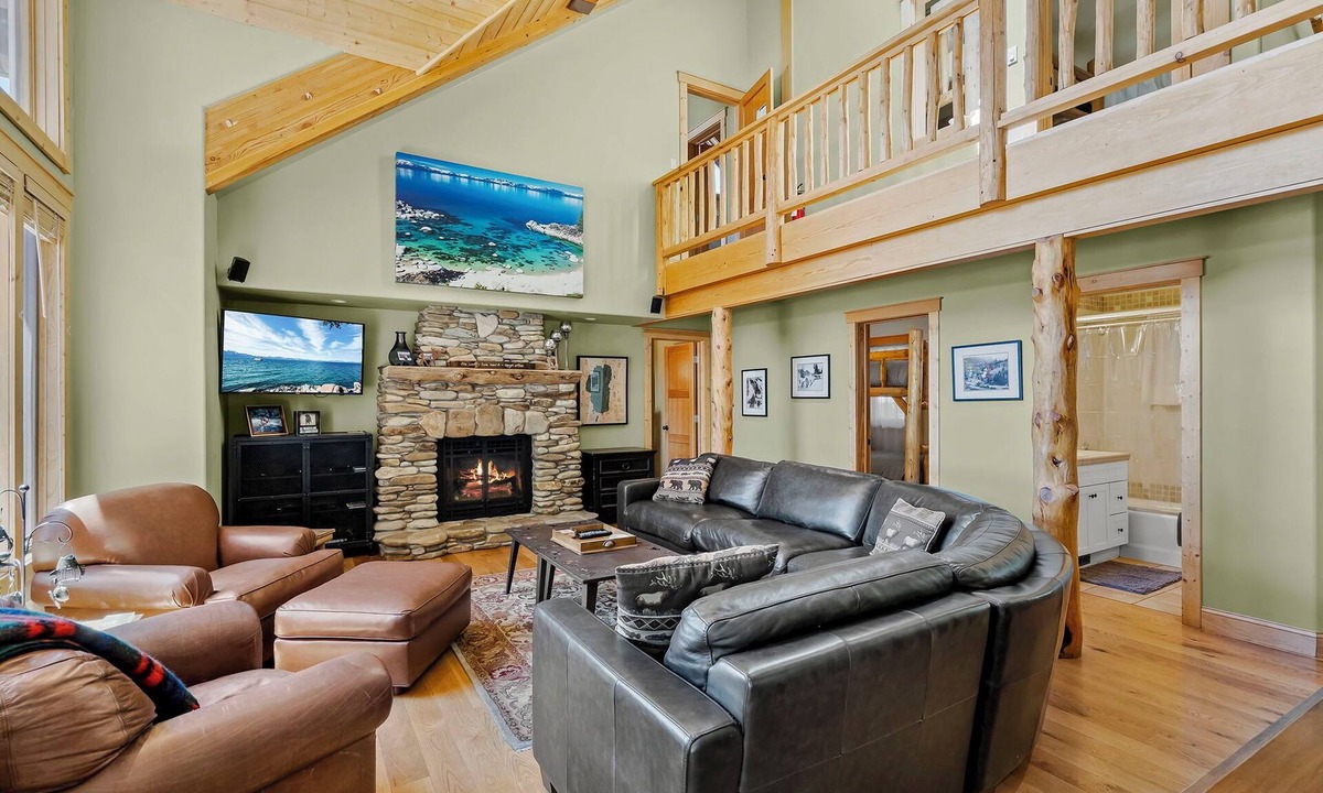 Tahoe Vista Cabin | Idlewood Oasis - Lake Tahoe Views, Private Hot Tub, Game Room, and Outdoor Living