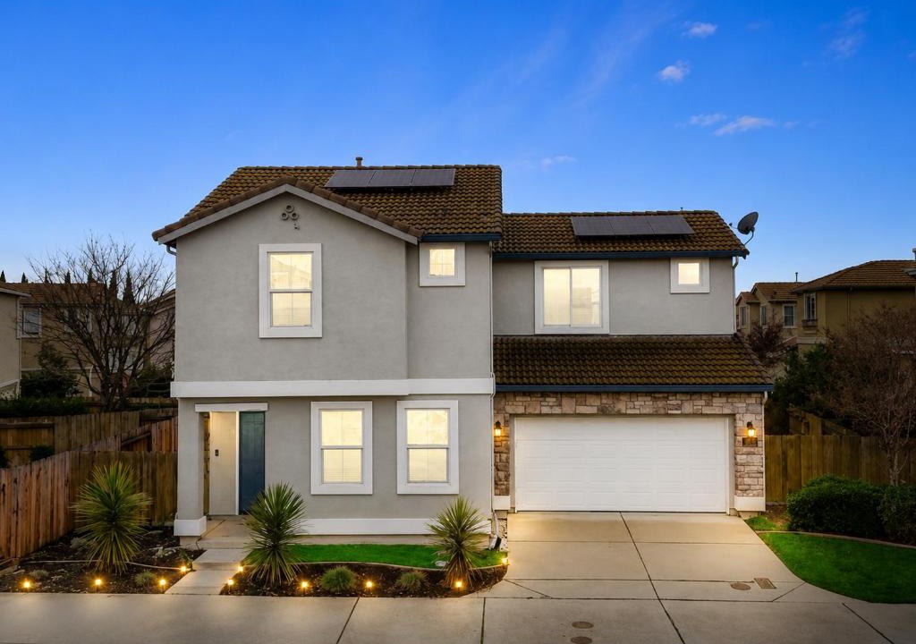 West Sacramento House | Insurance Ready 4BR Family Home Traveling Pros