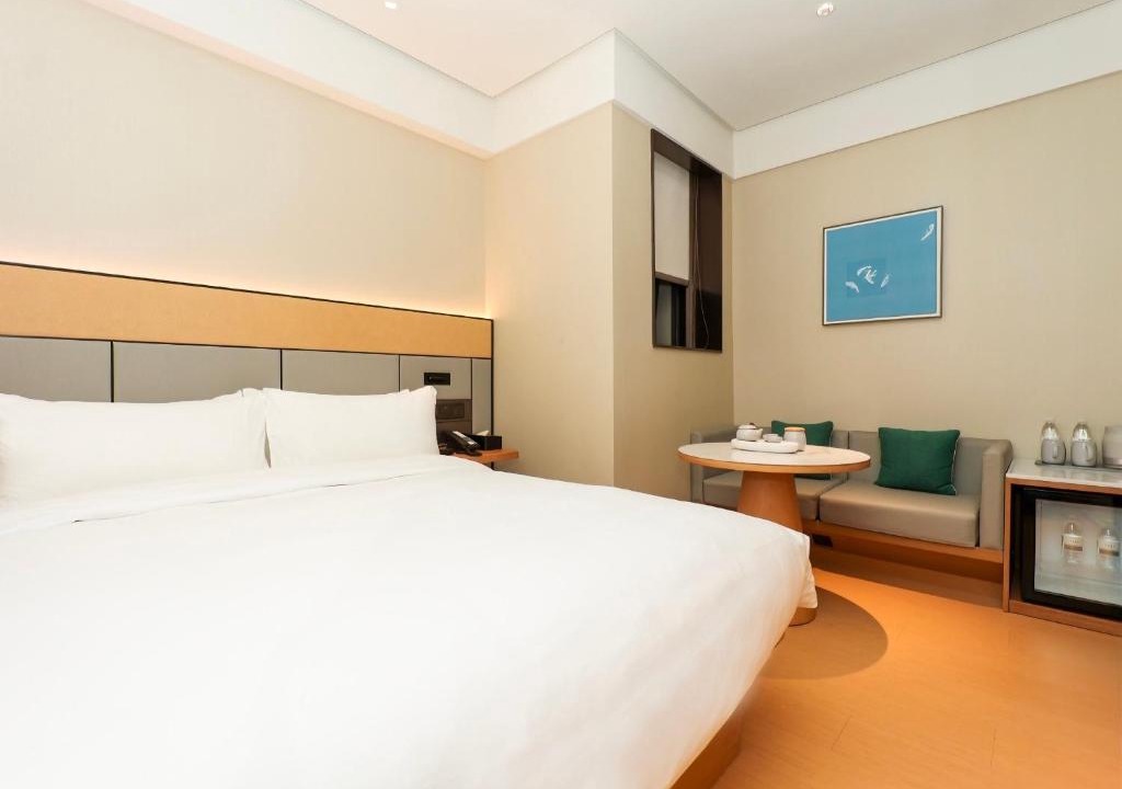 Changning Hotel | JI Hotel Shanghai Zhongshan Park
