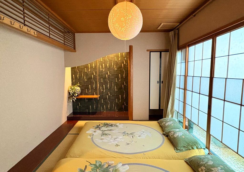 Namba Apartment | Just a short walk 心斎橋 Glico Sign 1min 道頓堀30-second 黒門市場 難波駅 Dotonbori Guesthouse 松の阁