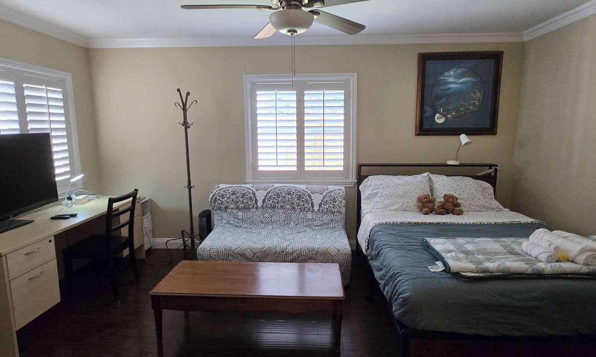Buena Park House | K-Town OC Stay/Foodie Paradise Near Disneyland