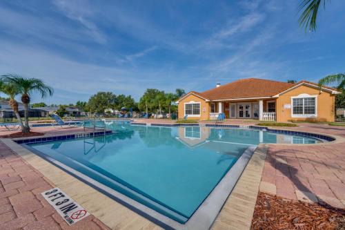 Crystal Cove House | Kissimmee Resort-Style Home: Close to Shops & Eats