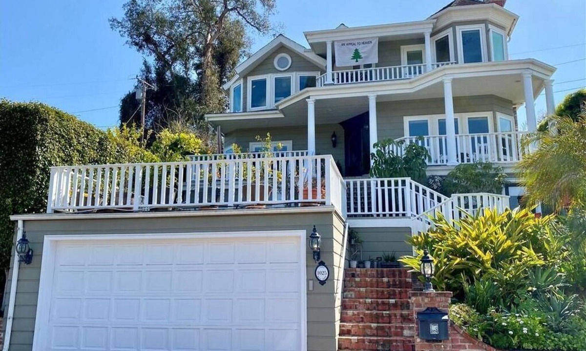 Diamond Crestview House | Laguna Beach Victorian House with Ocean View monthly Rental