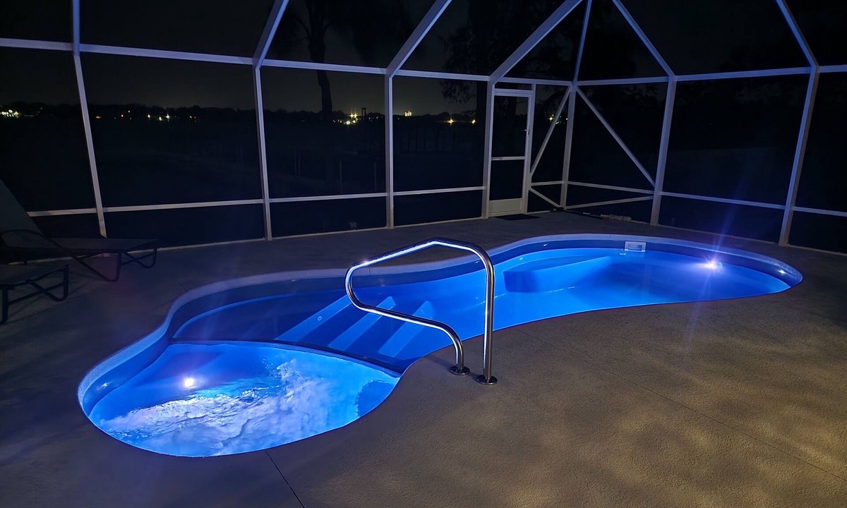 Winter Haven House | Lake House with Private Pool, Beach & Dock