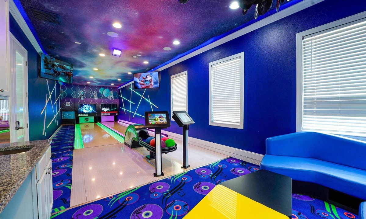 Loughman Villa | Last Minute Disney! Private Pool, Hot Tub, Game Room & Themed Bedrooms. Book Now! #35510