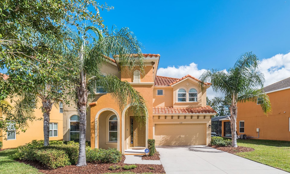 Watersong House | 🏡✨ Luxurious Model Resort Pool Home Near Disney! Perfect for Family Fun!