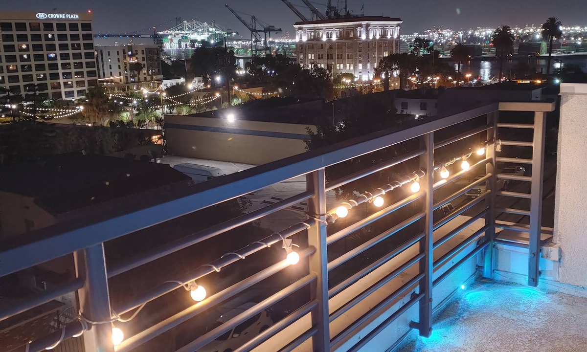 Central San Pedro House | Luxury 4 bedroom at the harbor-Views, pets ok-walk 2 blocks to boardwalk & boats