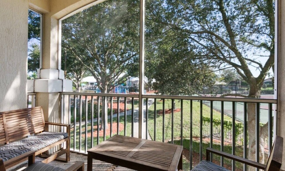 Windsor Palms Condo | Luxury Condo Steps to Disney, Gated Resort Perfect Location, Free Parking & WiFi