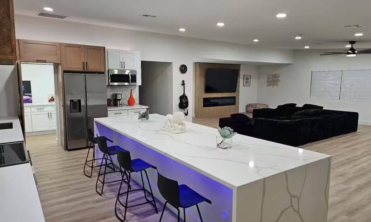 Pahrump House | Luxury Desert Mansion on a Budget? Click to find out mo…