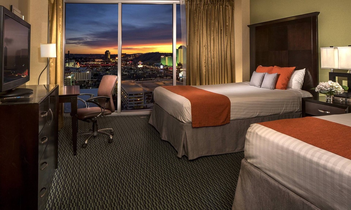 Laughlin Hotel | Luxury Guest Room 2 Queens | 2 units |Aquarius Casino Resort | Onsite Parking