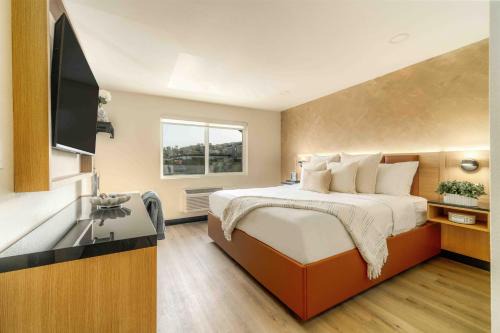 Point Loma Hotel | LYFE INN & SUITES by AGA - San Diego Airport Point Loma