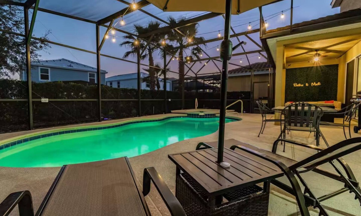 Loughman House | Magical Disney House-Pool & Hot Tub,Free Waterpark