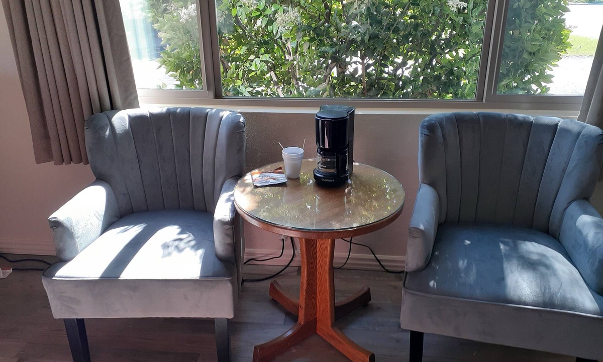 Paso Robles Hotel | Melody Ranch Motel