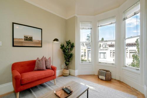 Inner Mission Apartment | Missions Dolores 1br nr dining cafes shops SFO-1621