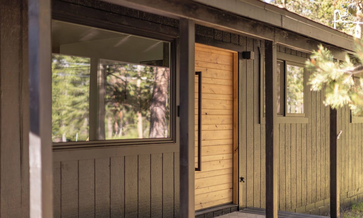 Mountain View Estates House | Modern Cabin South Lake Tahoe Near Casinos