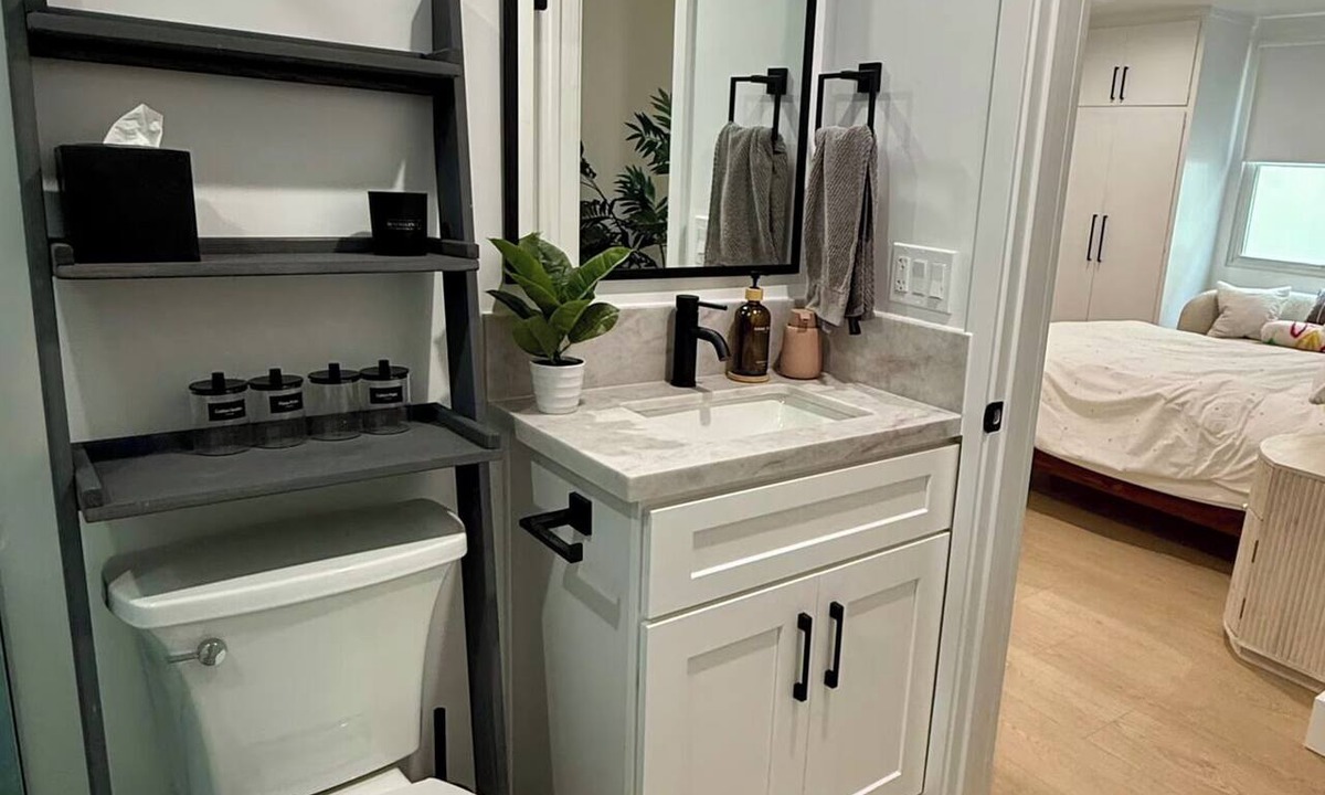 Playa Del Rey Apartment | Modern Gated Studio Walk to the Beach Playa Del Rey