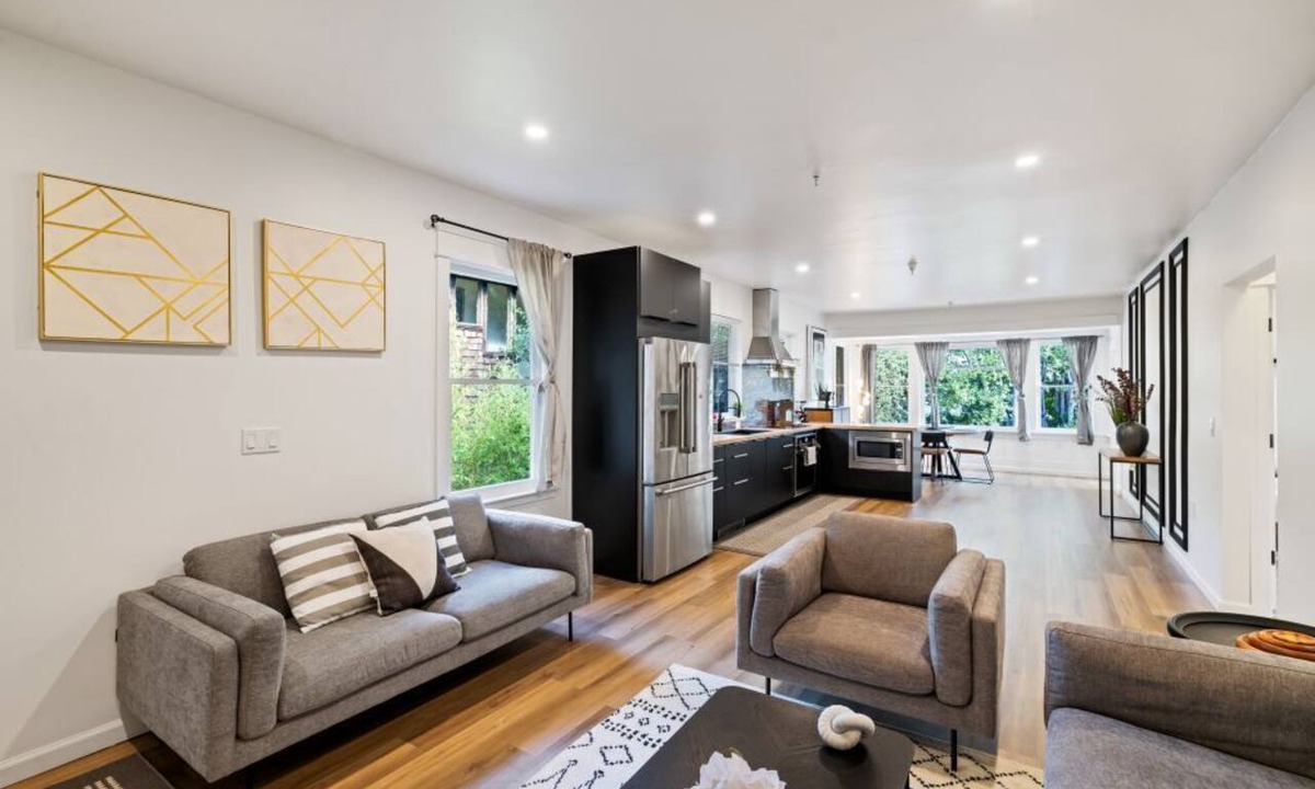 Mill Valley Apartment | Modern Retreat in the Heart of Downtown Mill Valley