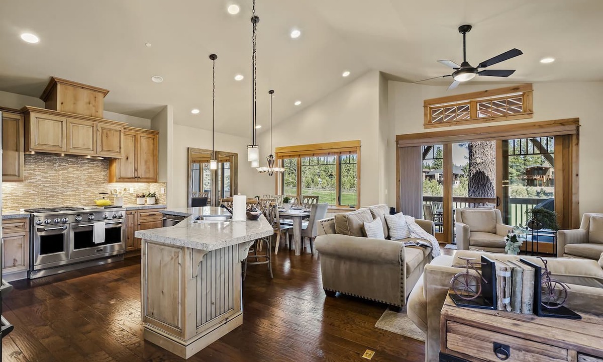 Truckee House | Modern Schaffer's Mill Home | AC, King | Golf Access | Near Lake, Trails & Town