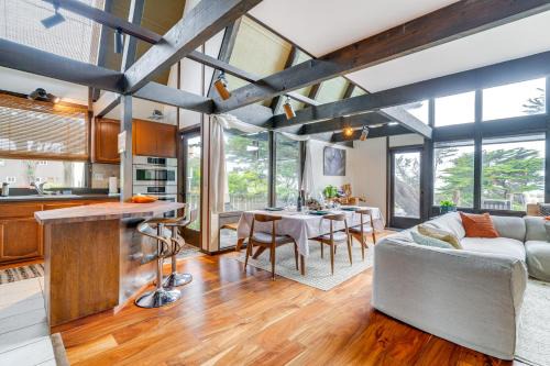 Moss Beach House | Moss Beach Oceanfront Retreat ~ 20 Mi to San Fran!