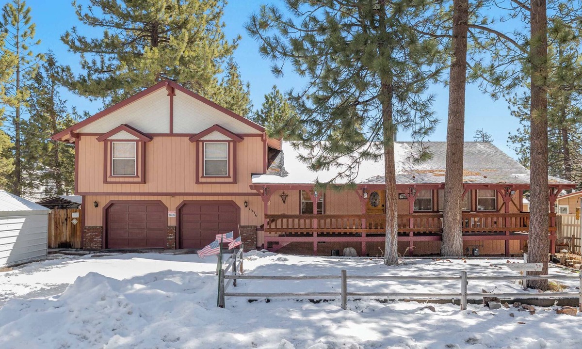 Peter Pan House | Mountain Retreat w/Firepit & Game Room