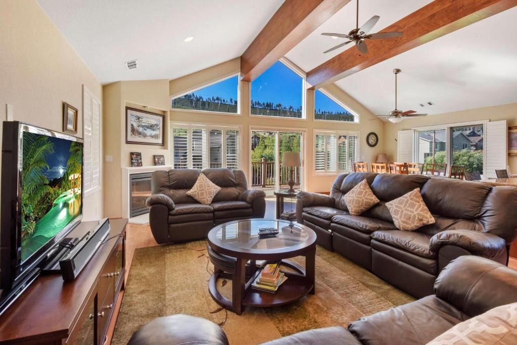 Mountain View Estates House | Mule Meadows