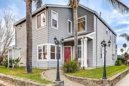 Fairfield House | Napa Nearby! Large Home w/Hot Tub & Dtwn Access