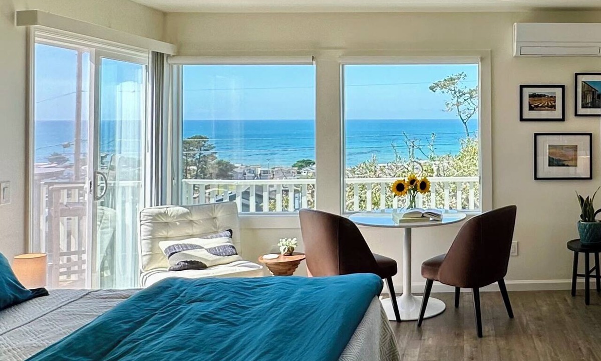 Marine Terrace Cottage | Ocean Views, King Bed, AC, Walk to Fiscalini Preserve Trails