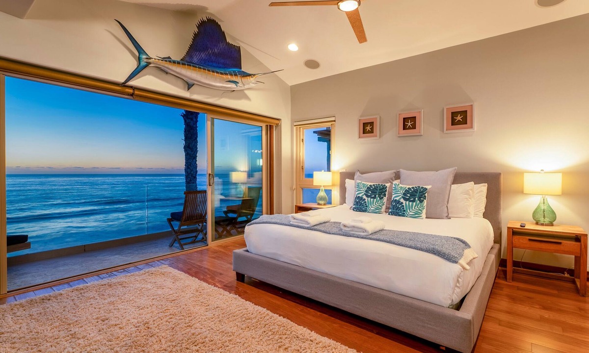 Beach Barber Tract House | Oceanfront at Windansea | Luxe 3-Story Home w/Views, A/C, Garage