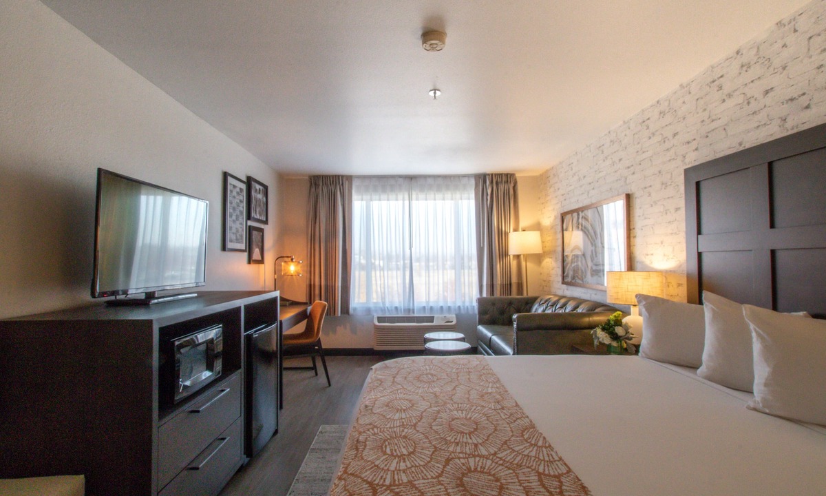 Chico Hotel | Oxford Suites Chico