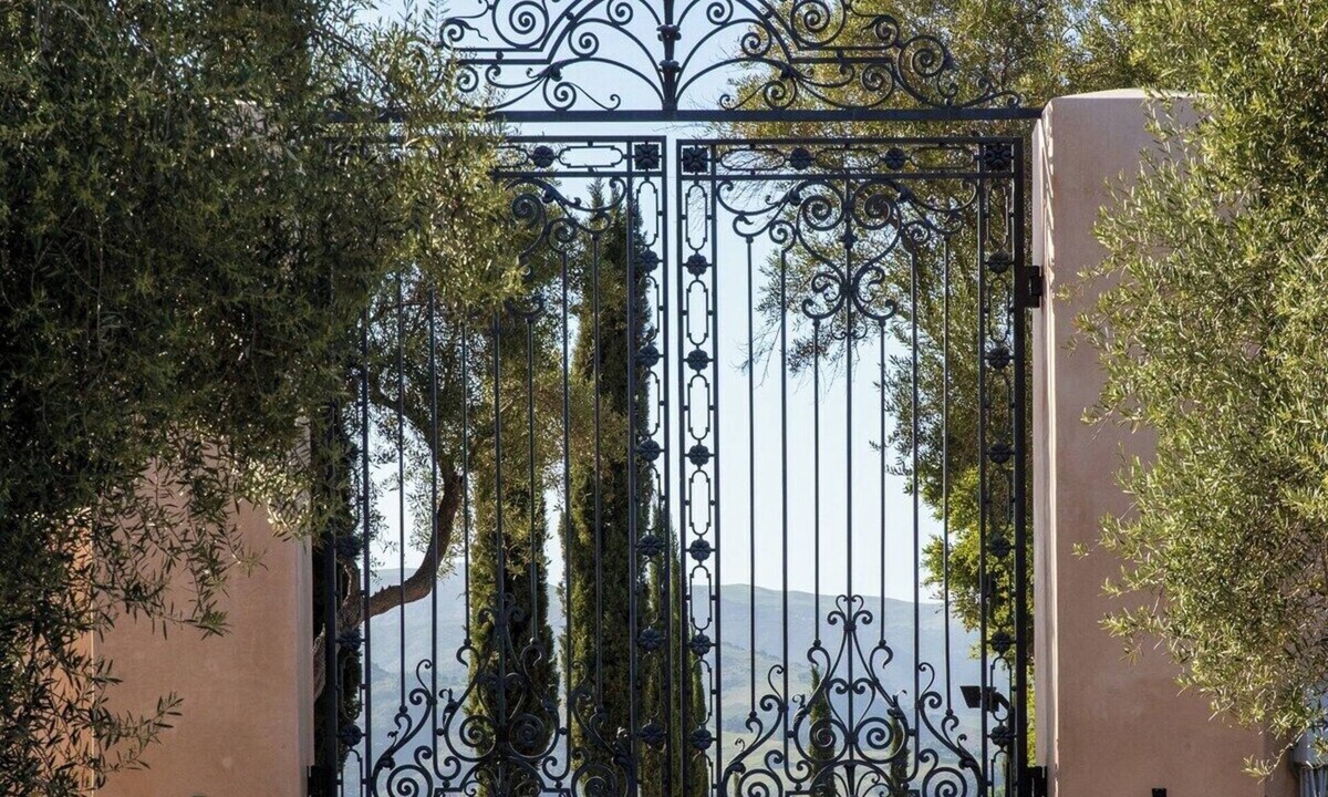Santa Barbara County Apartment | Papillion Rouge Stone Cottage