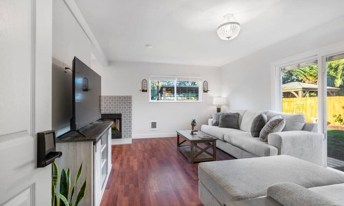 Santa Maria Apartment | Pet Friendly, Centrally Located w/Shared Gym