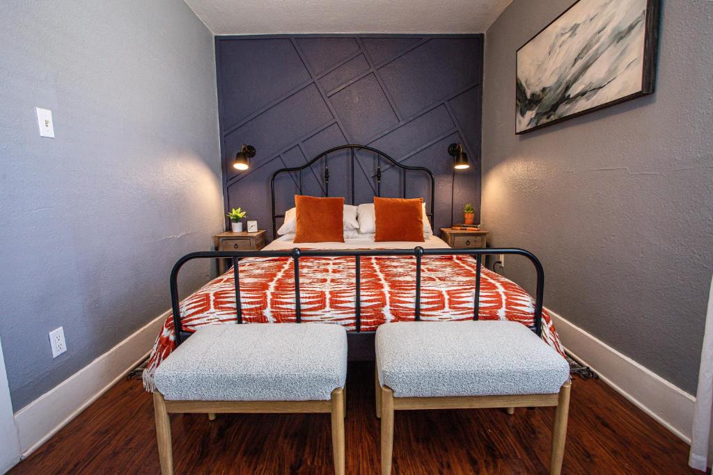 Willmore Apartment | Pet-Friendly Stay, Mins to Beach, Conv Ctr, Prkg LB B