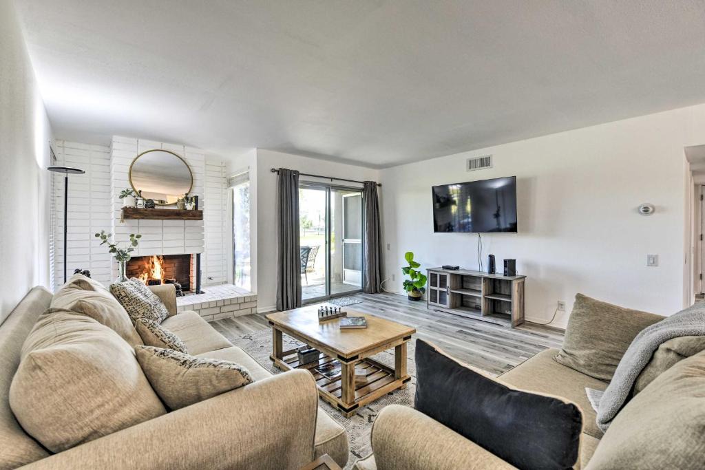 Bermuda Dunes House | Pool Access: Pet-Friendly Bermuda Dunes Condo