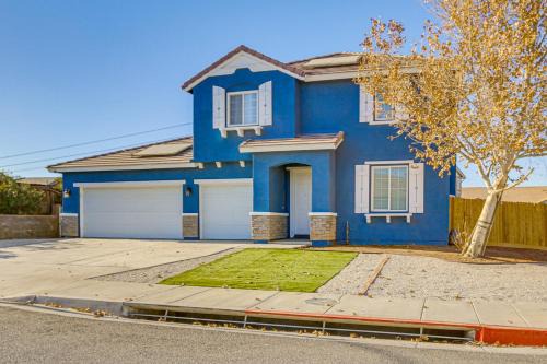 Victorville House | Pool Table & Charcoal Grill: Home in Victorville!