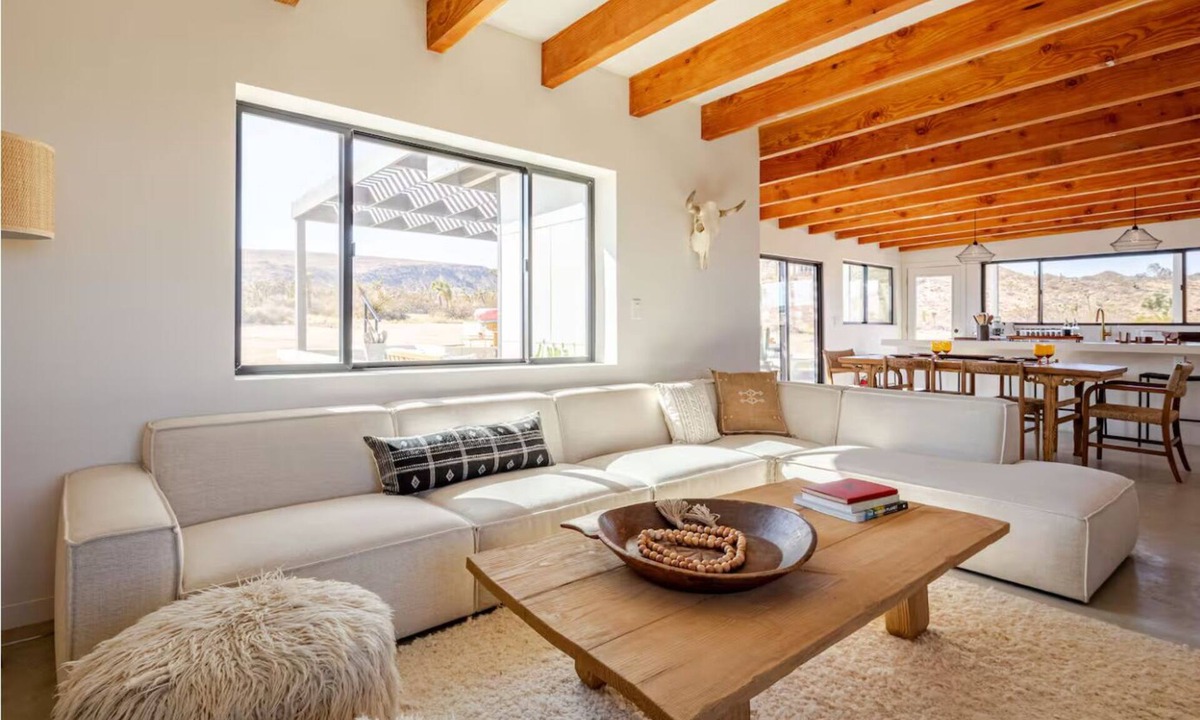 Yucca Valley House | Private Designer Desert Retreat 5 Acres Hot Tub Plunge Pool Stars