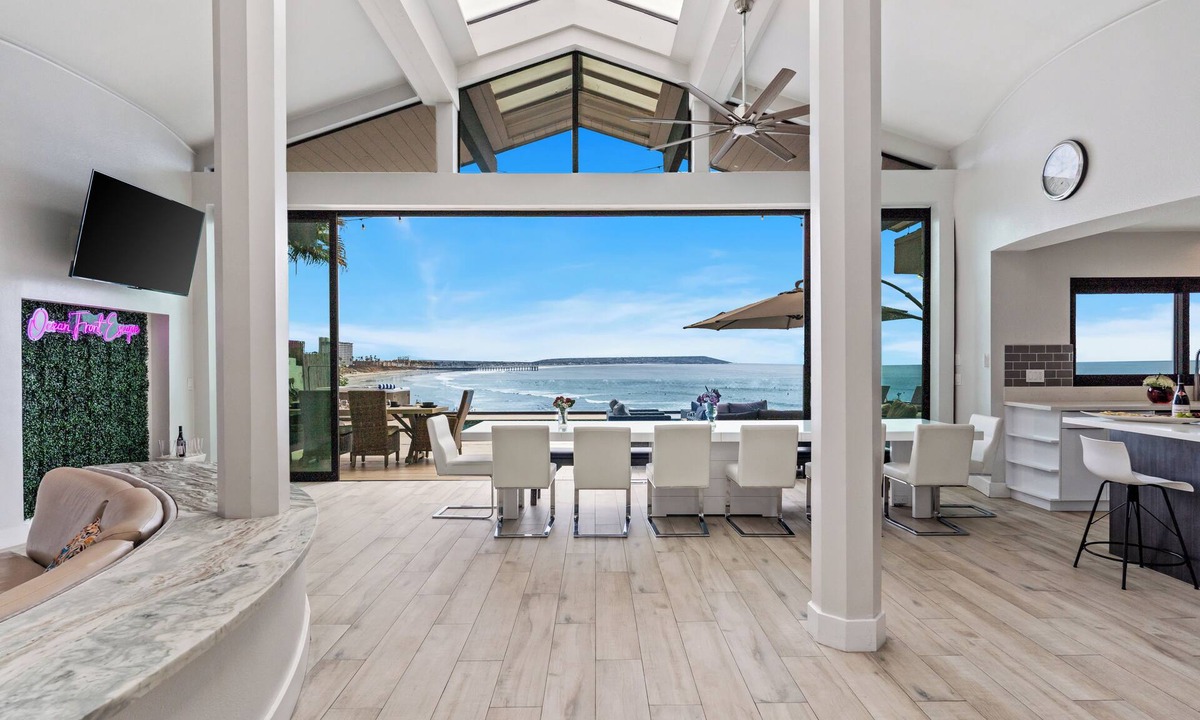 La Jolla House | Private Pool/Endless Views/A/C/Hot Tub