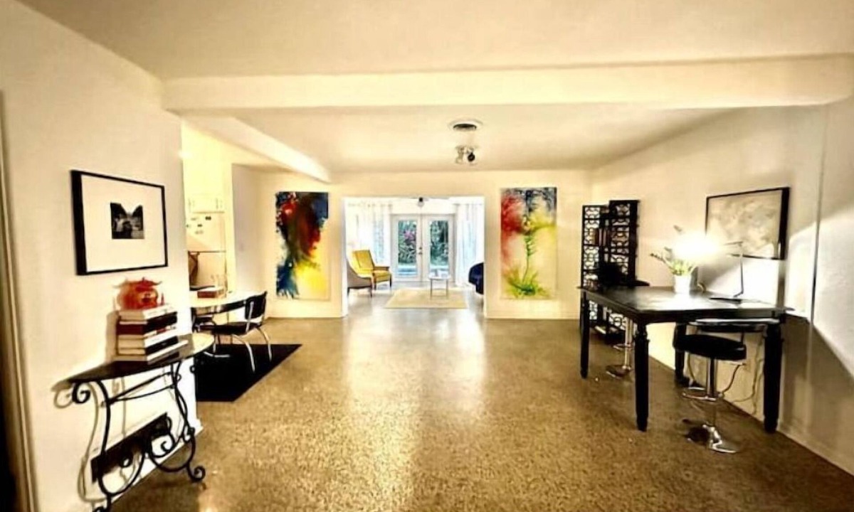 Winter Park House | Quaint Key West Pool Home